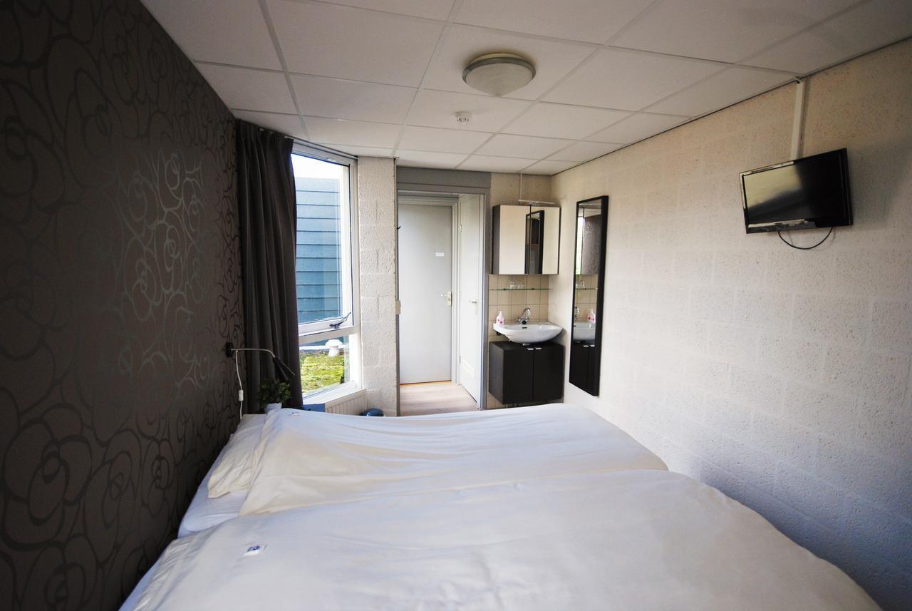De Hofjes Hotel Wormer Exterior photo